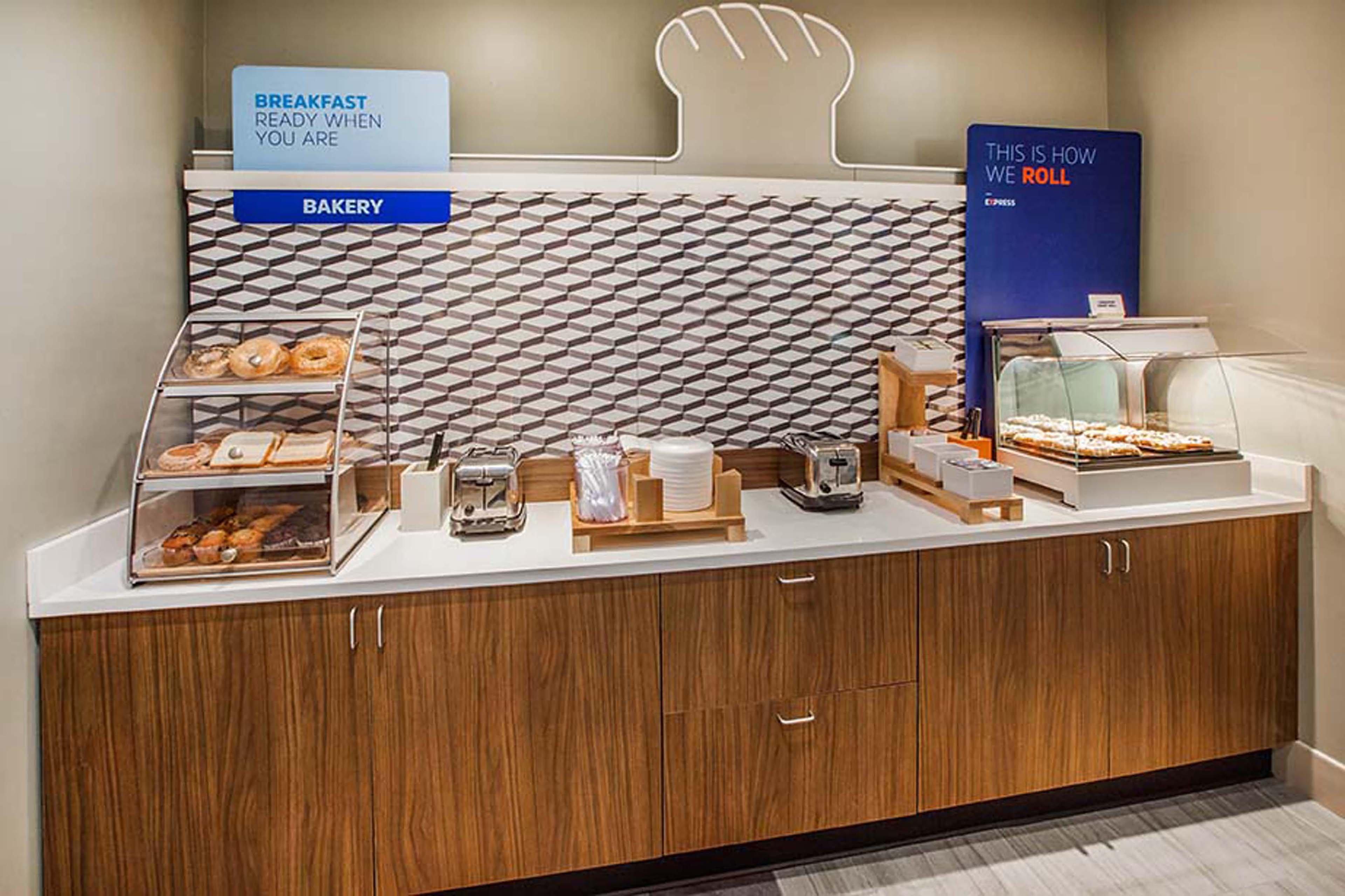 Holiday Inn Express & Suites Perry-National Fairground Area By Ihg Exteriér fotografie