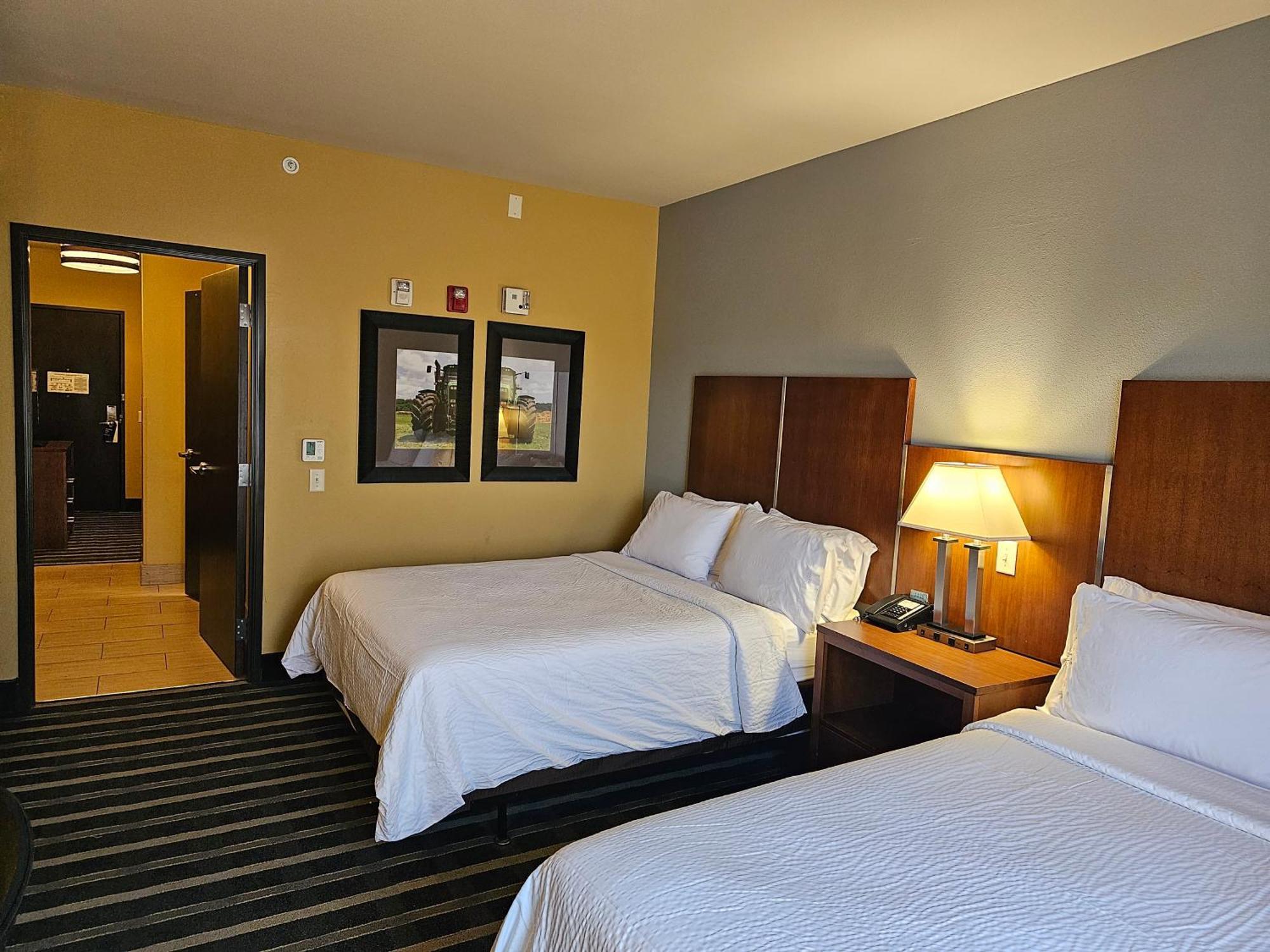Holiday Inn Express & Suites Perry-National Fairground Area By Ihg Exteriér fotografie