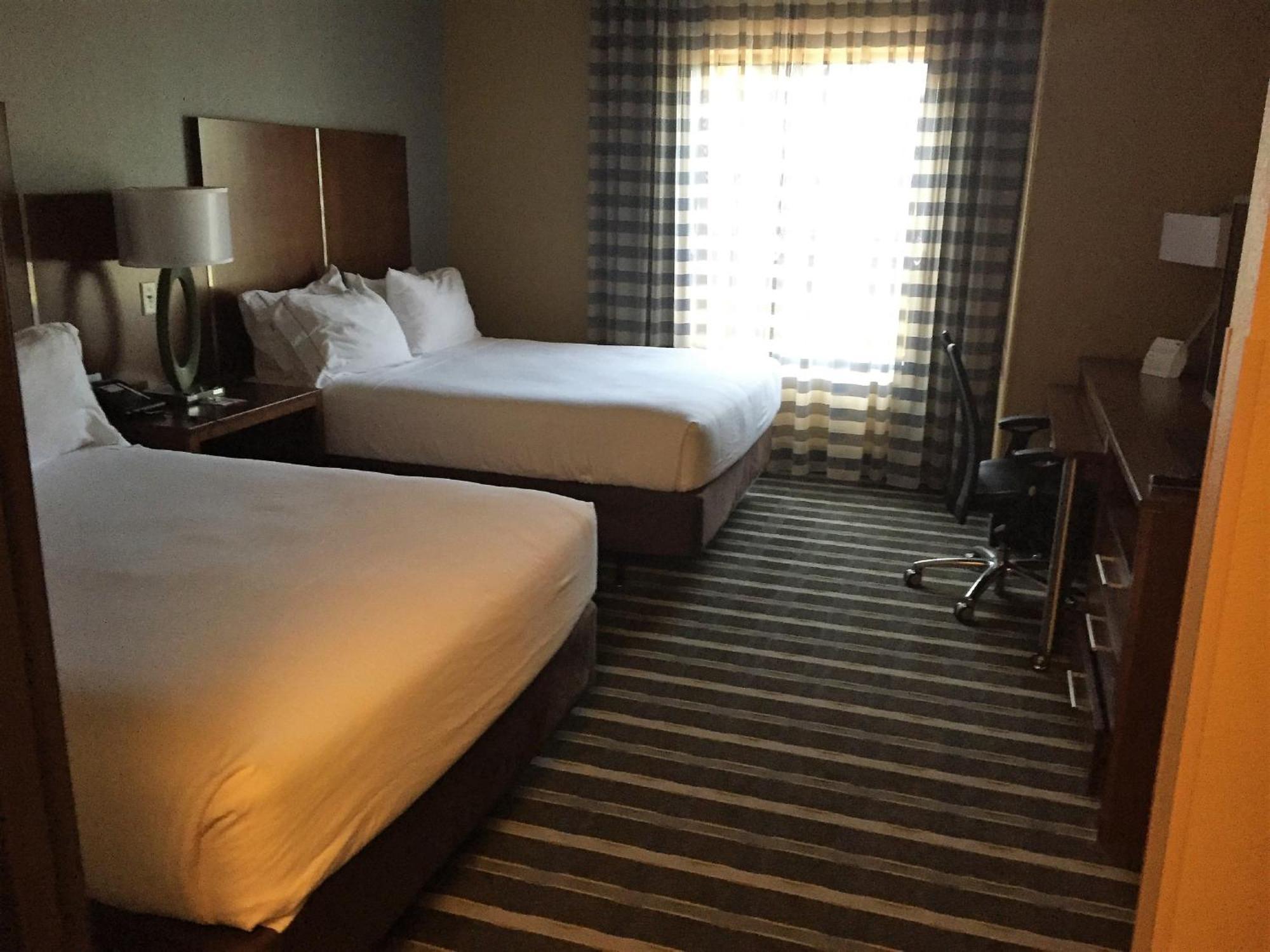 Holiday Inn Express & Suites Perry-National Fairground Area By Ihg Exteriér fotografie