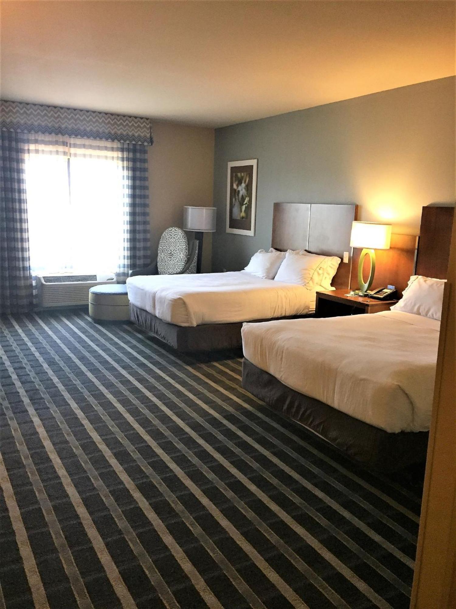 Holiday Inn Express & Suites Perry-National Fairground Area By Ihg Exteriér fotografie